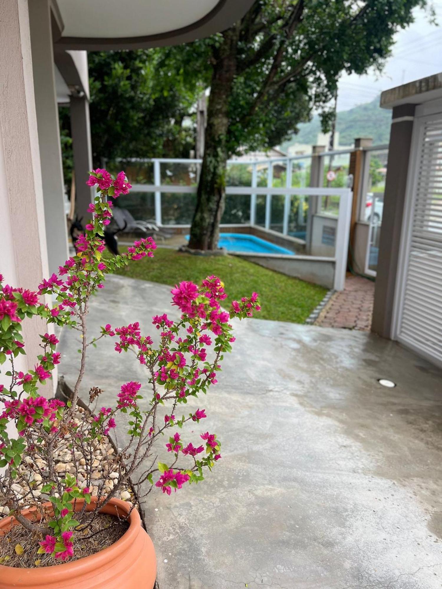 Appartamento Residencial Tia Dilma Bombinhas Esterno foto